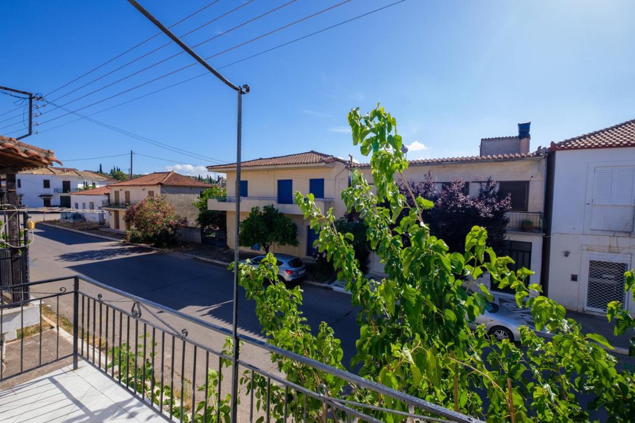 Апартаменты Annetas House Nea Koroni Экстерьер фото